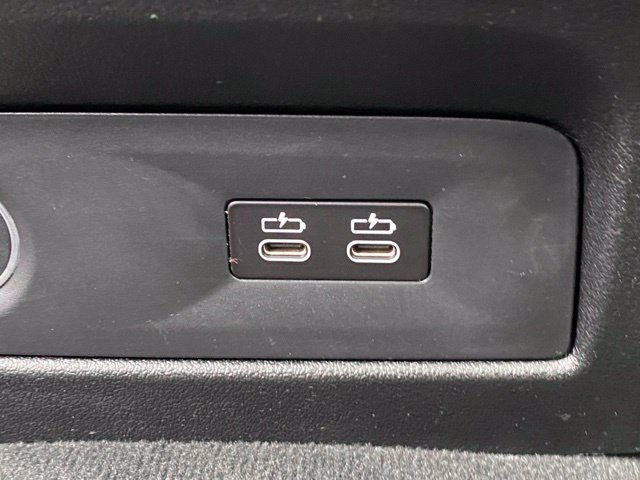 Used 2021 BMW X7 M50i w/ Executive Package AWD/4WD image 26