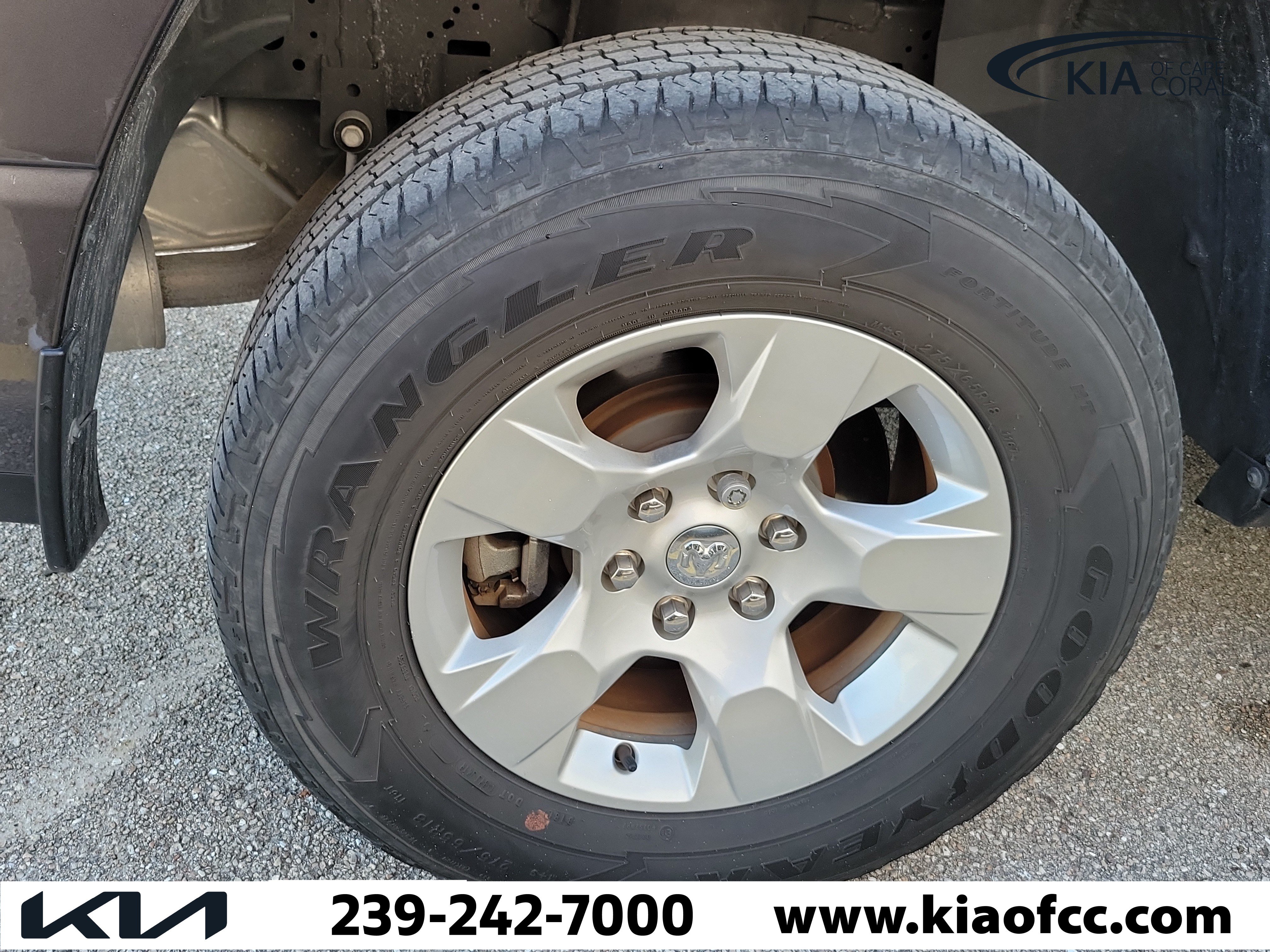 Used 2023 RAM 1500 Big Horn AWD/4WD image 7