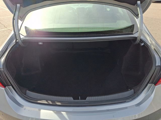 Used 2024 Chevrolet Malibu LT image 28