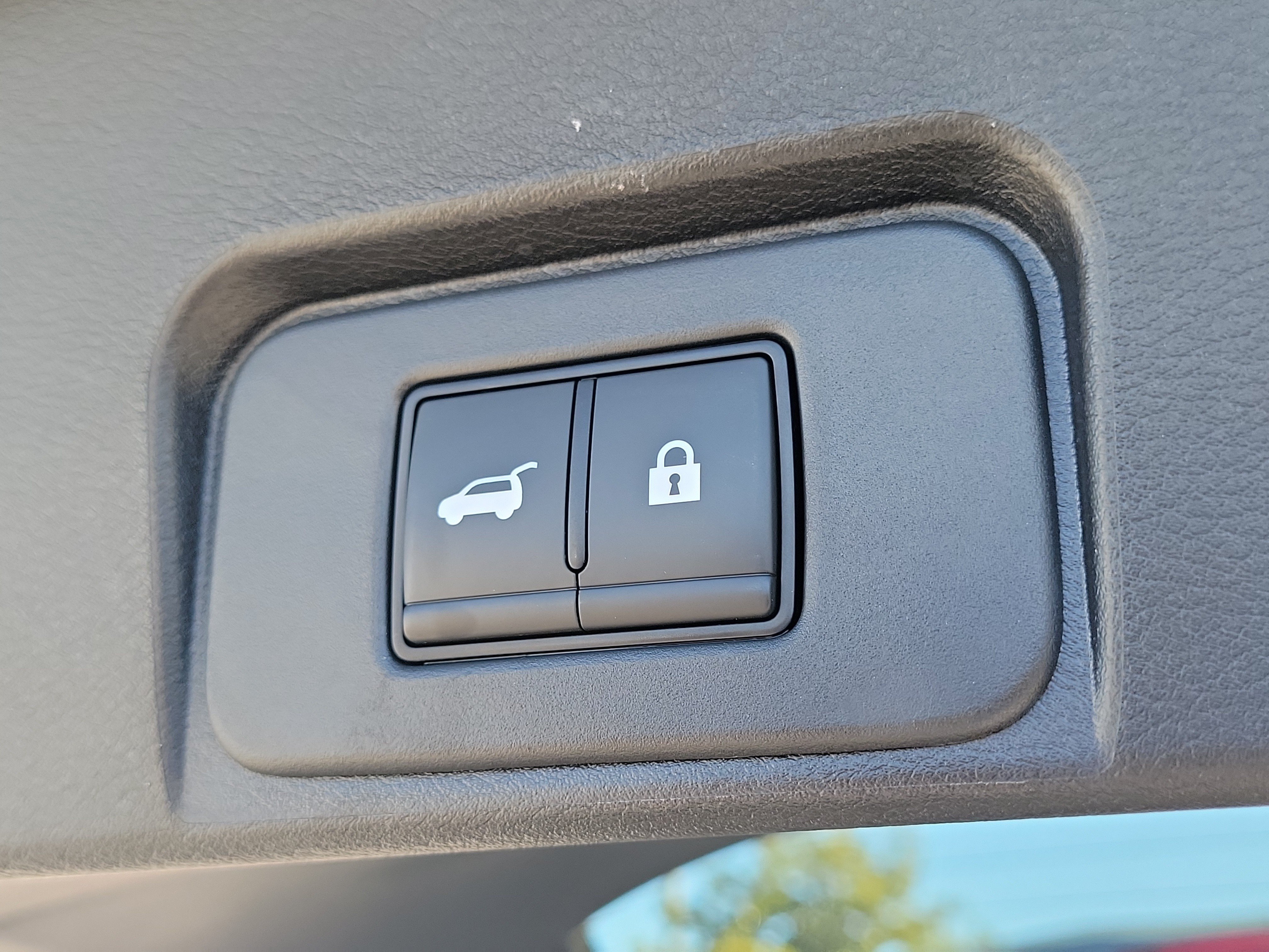 Certified 2026 Nissan Rogue Dark Armor FWD image 7