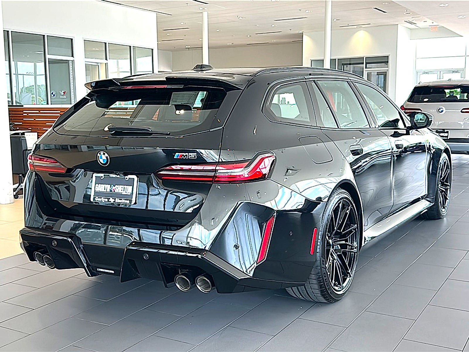 New 2027 BMW M5 Touring AWD/4WD image 7