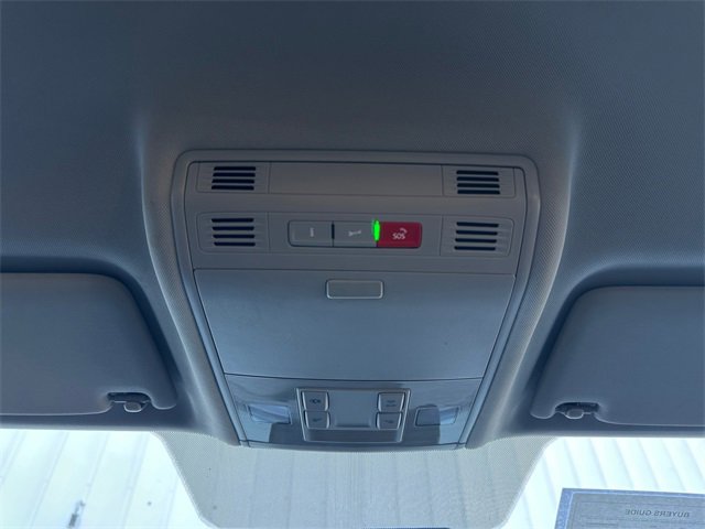 Used 2022 Volkswagen Taos SE image 27