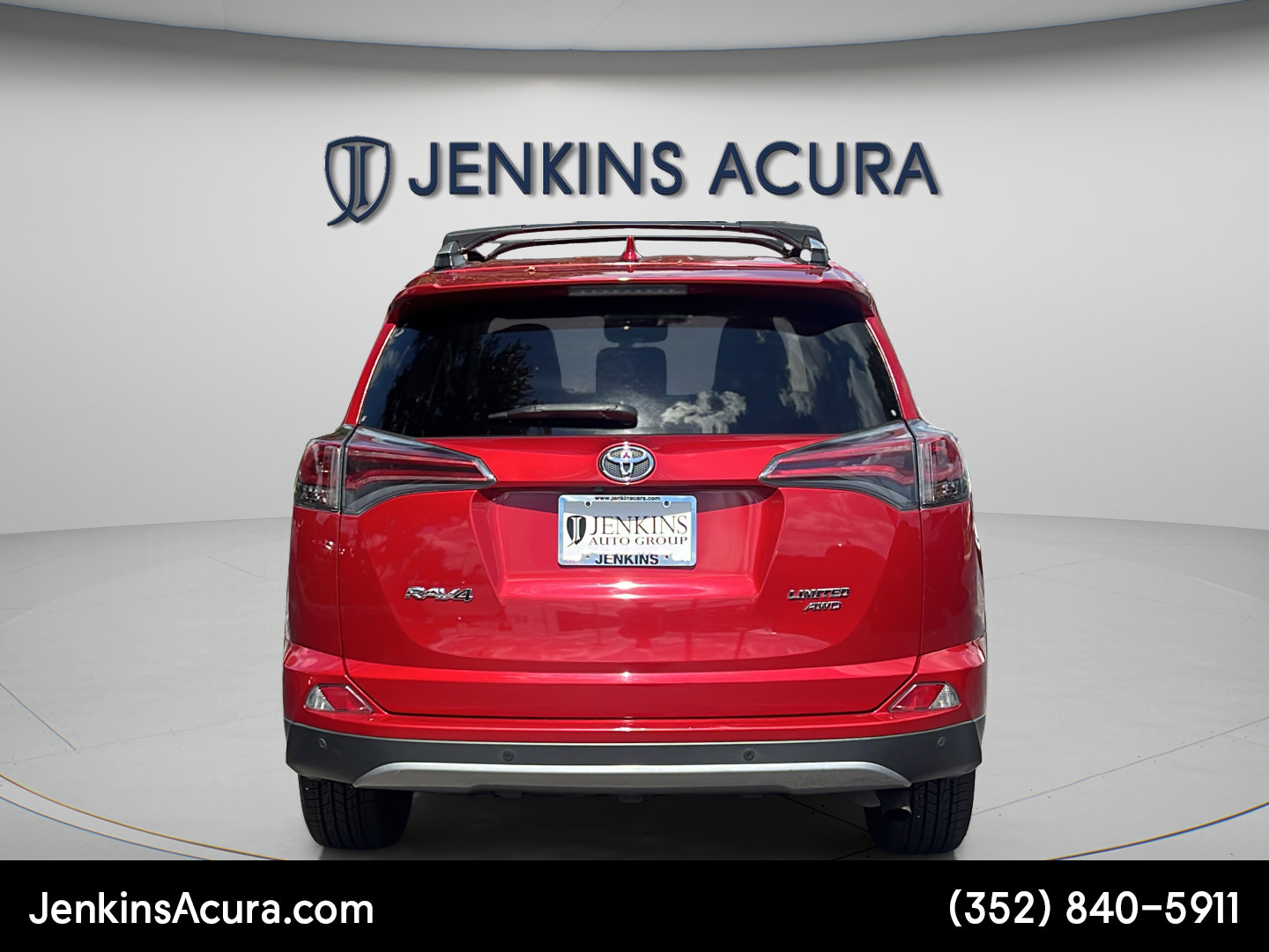 Used 2017 Toyota RAV4 Limited w/ Advanced Technology Package AWD/4WD image 4