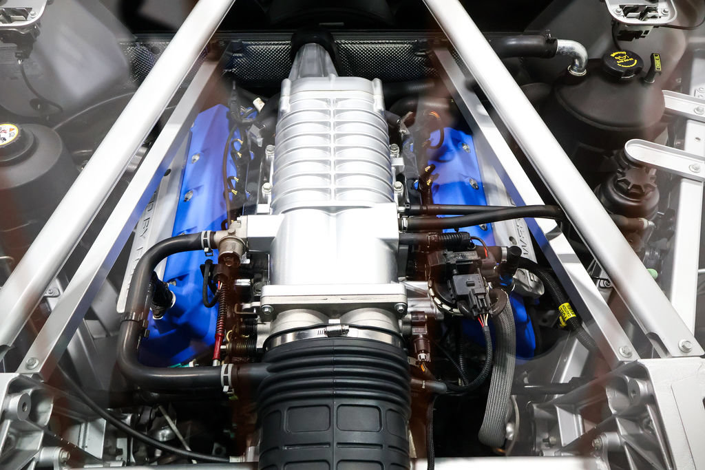 Used 2005 Ford GT RWD image 38