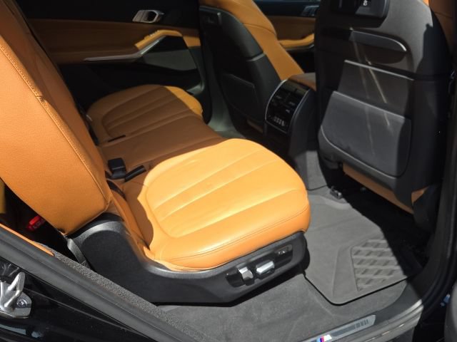 Used 2022 BMW X7 M50i w/ Executive Package AWD/4WD image 10