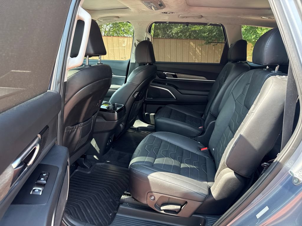 Used 2022 Kia Telluride SX w/ SX Prestige Package AWD/4WD image 22