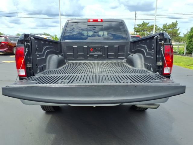 Used 2017 RAM 1500 Classic SLT RWD image 8