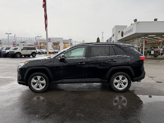 Used 2019 Toyota RAV4 XLE image 6