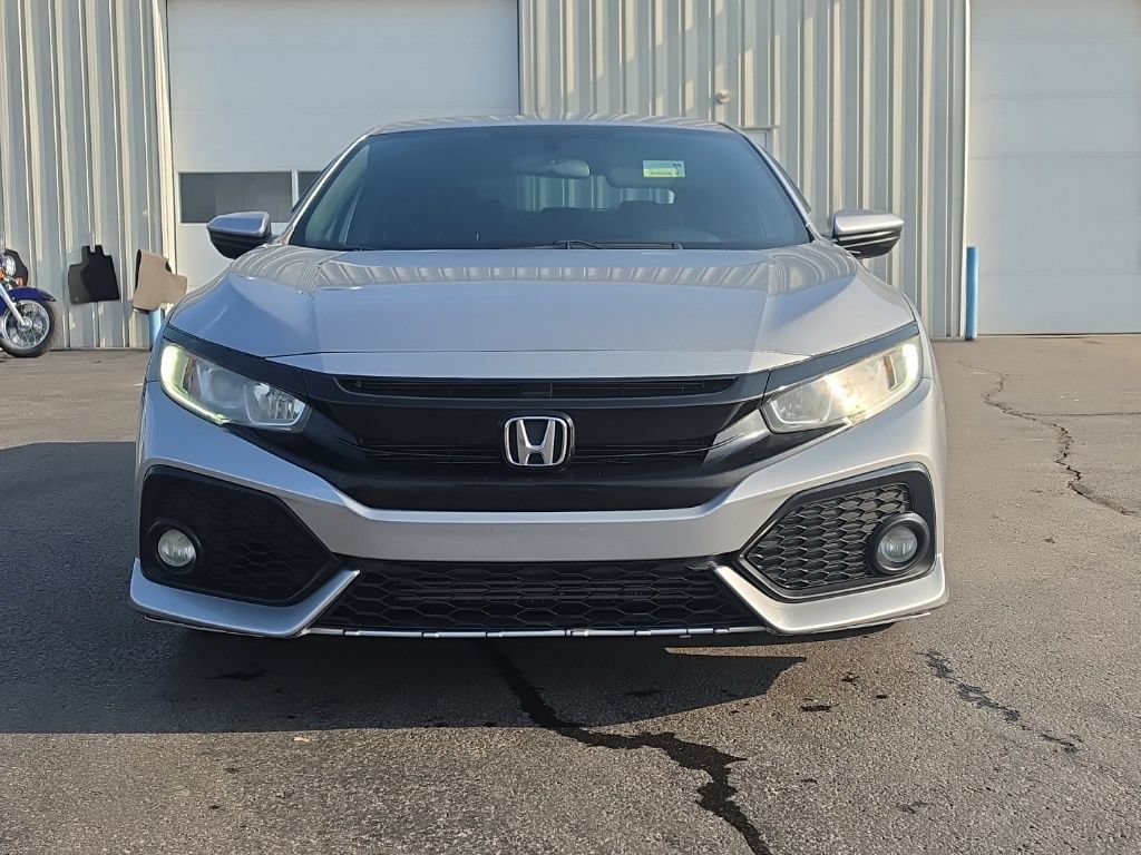 Used 2018 Honda Civic Sport image 2