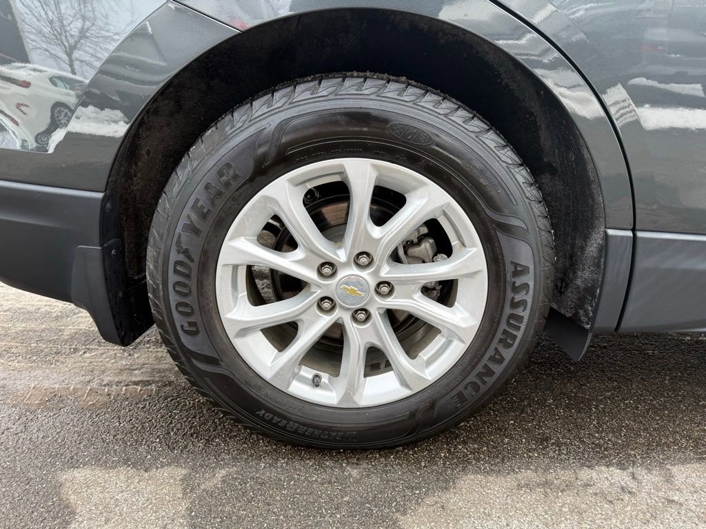 Used 2018 Chevrolet Equinox LT w/ Sun & Infotainment Package image 28