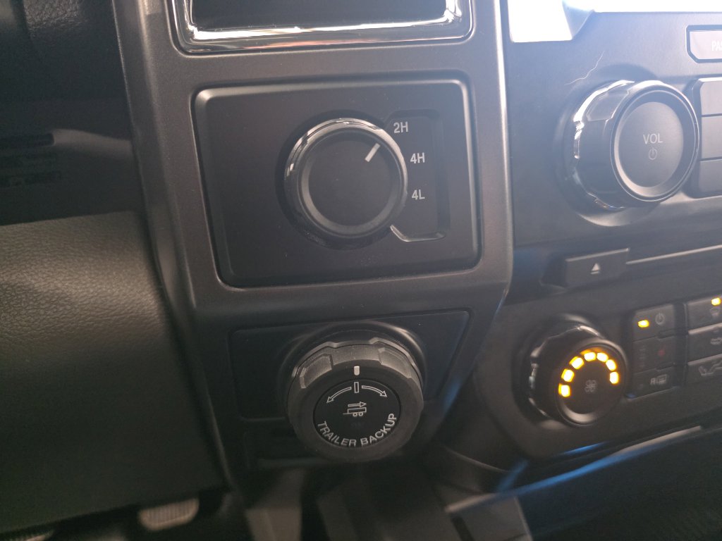 Used 2017 Ford F150 XLT w/ Equipment Group 302A Luxury image 24