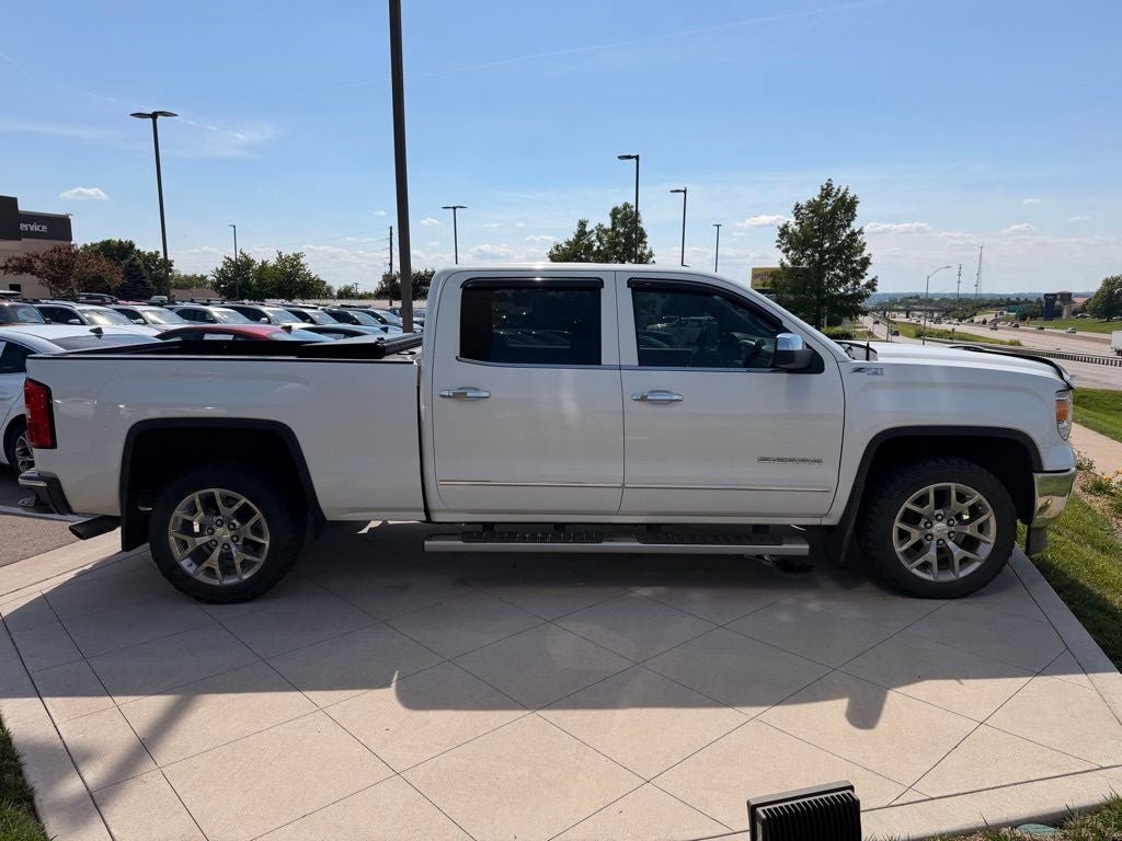 Used 2015 GMC Sierra 1500 SLT w/ SLT Crew Cab Value Package AWD/4WD image 6