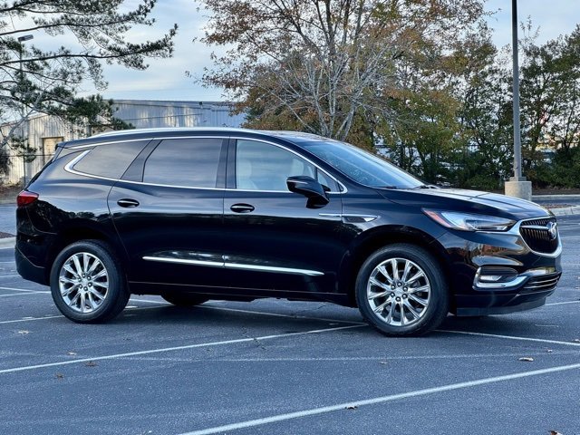 Used 2020 Buick Enclave Essence w/ Sound and Sites Package image 10