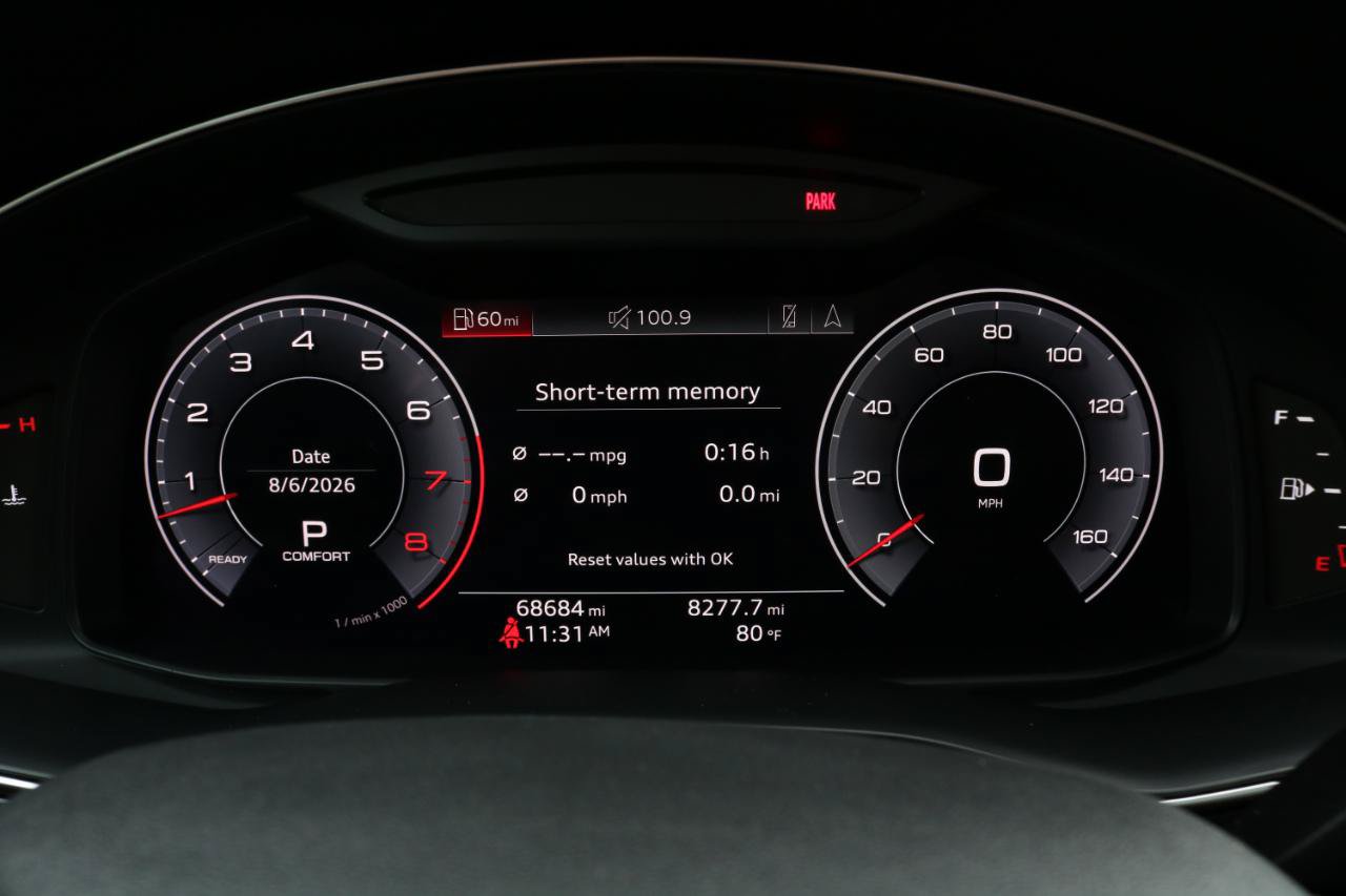 Used 2019 Audi Q8 Premium Plus w/ Premium Plus AWD/4WD image 30