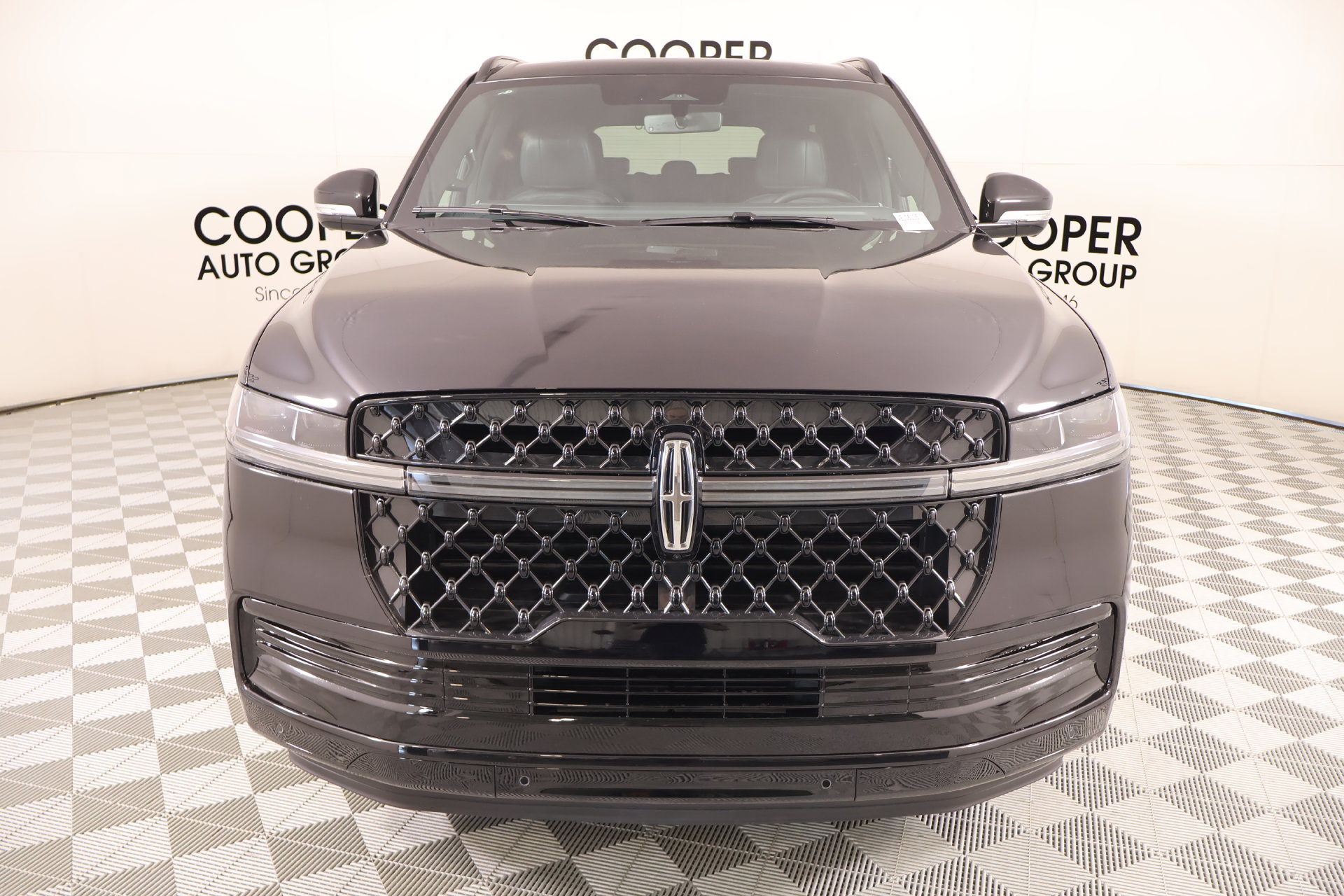 New 2027 Lincoln Navigator L Reserve w/ Jet Appearance Package AWD/4WD image 9