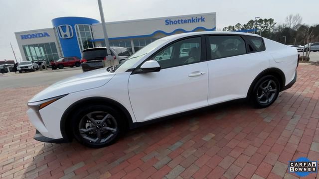 Used 2025 Kia K4 LXS image 6