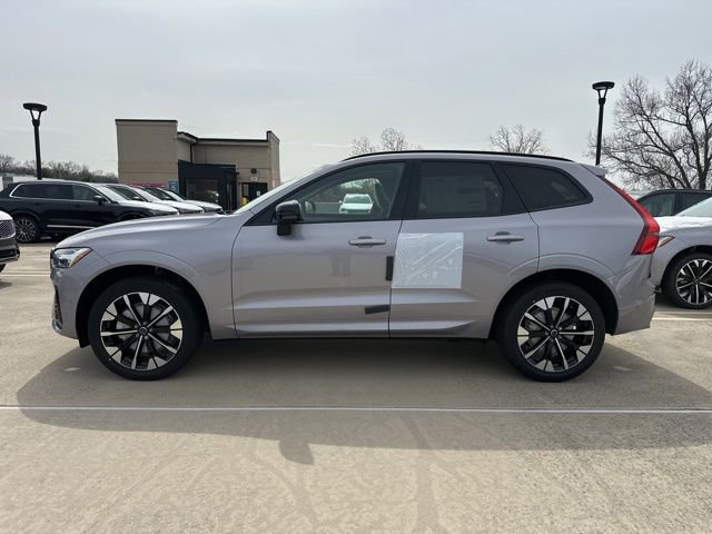 New 2026 Volvo XC60 B5 Plus w/ Protection Package Premier image 4