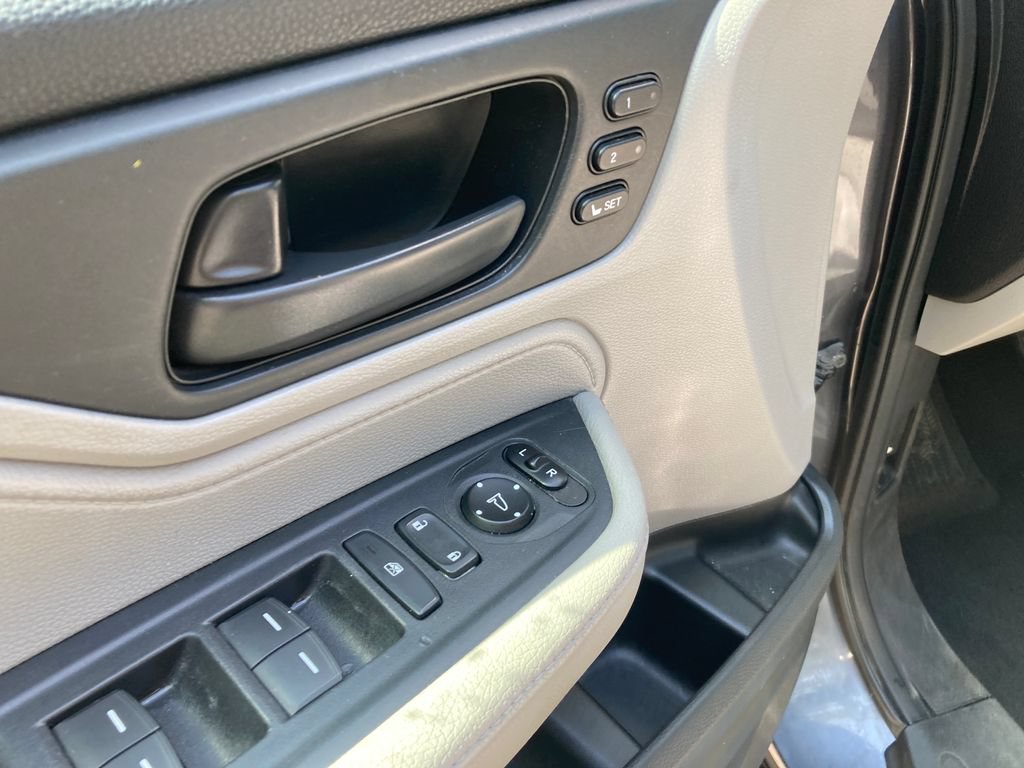 Used 2018 Honda Odyssey EX-L image 14