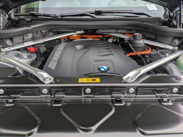 New 2026 BMW X5 xDrive50e w/ M Sport Package image 18