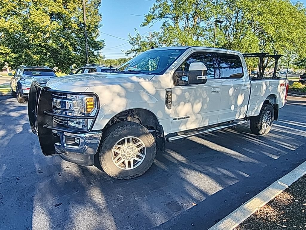 Used 2019 Ford F250 Lariat w/ Lariat Value Package AWD/4WD image 3