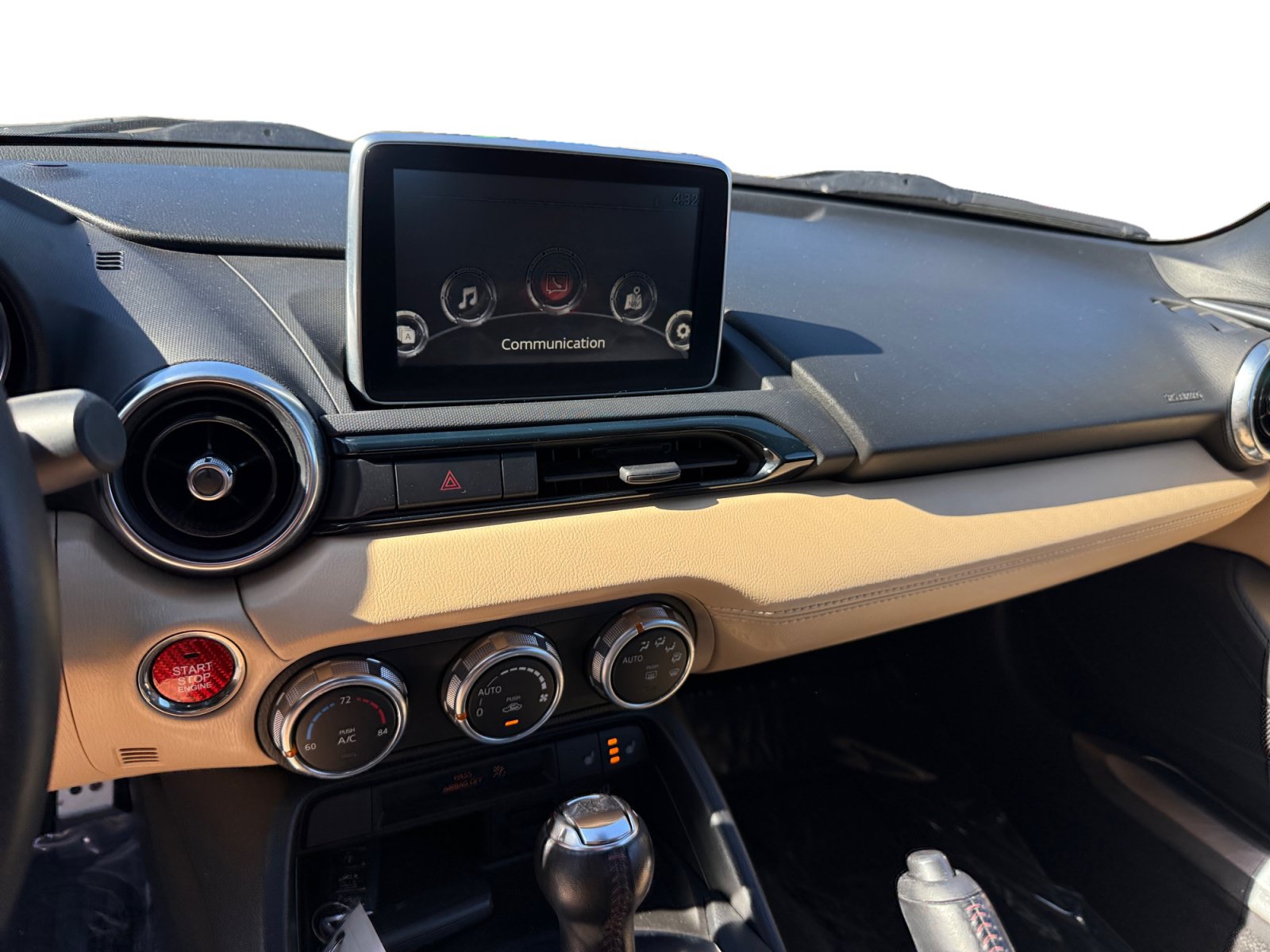 Used 2016 MAZDA MX-5 Miata Grand Touring RWD image 12