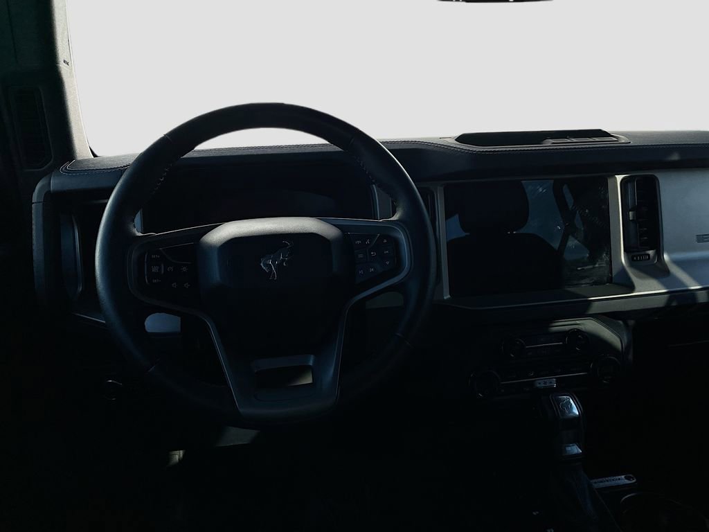 Used 2025 Ford Bronco Outer Banks image 22