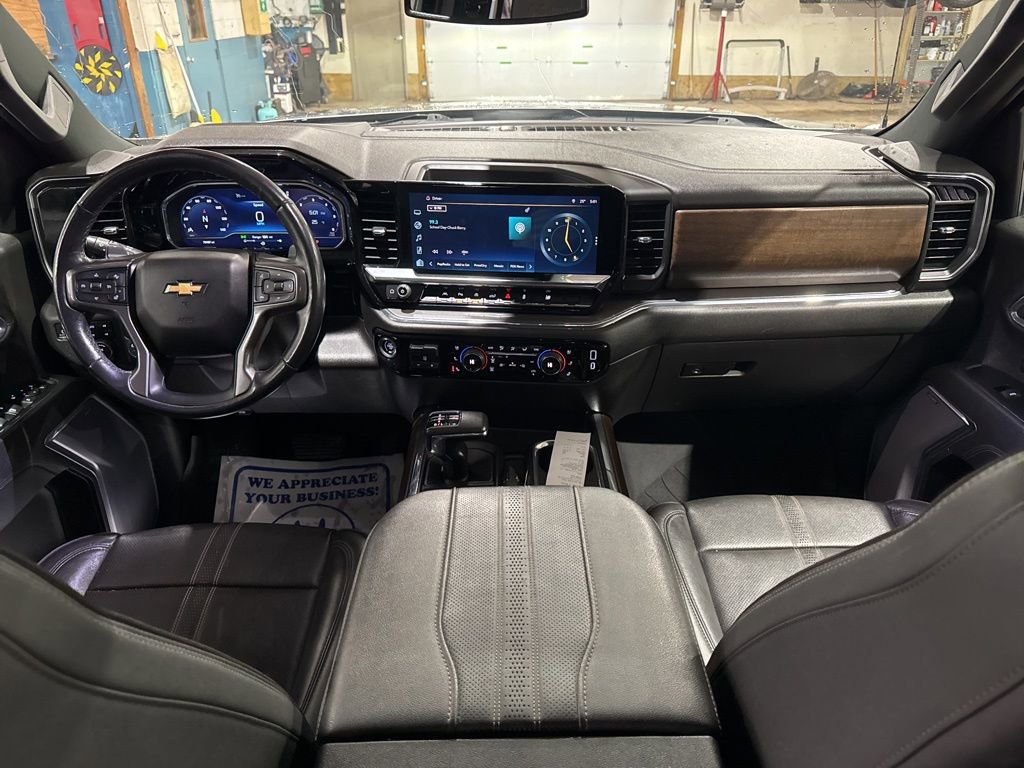 Used 2023 Chevrolet Silverado 1500 High Country w/ LPO, Dark Essentials Package image 39