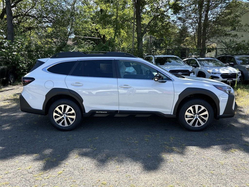 New 2025 Subaru Outback Premium image 9
