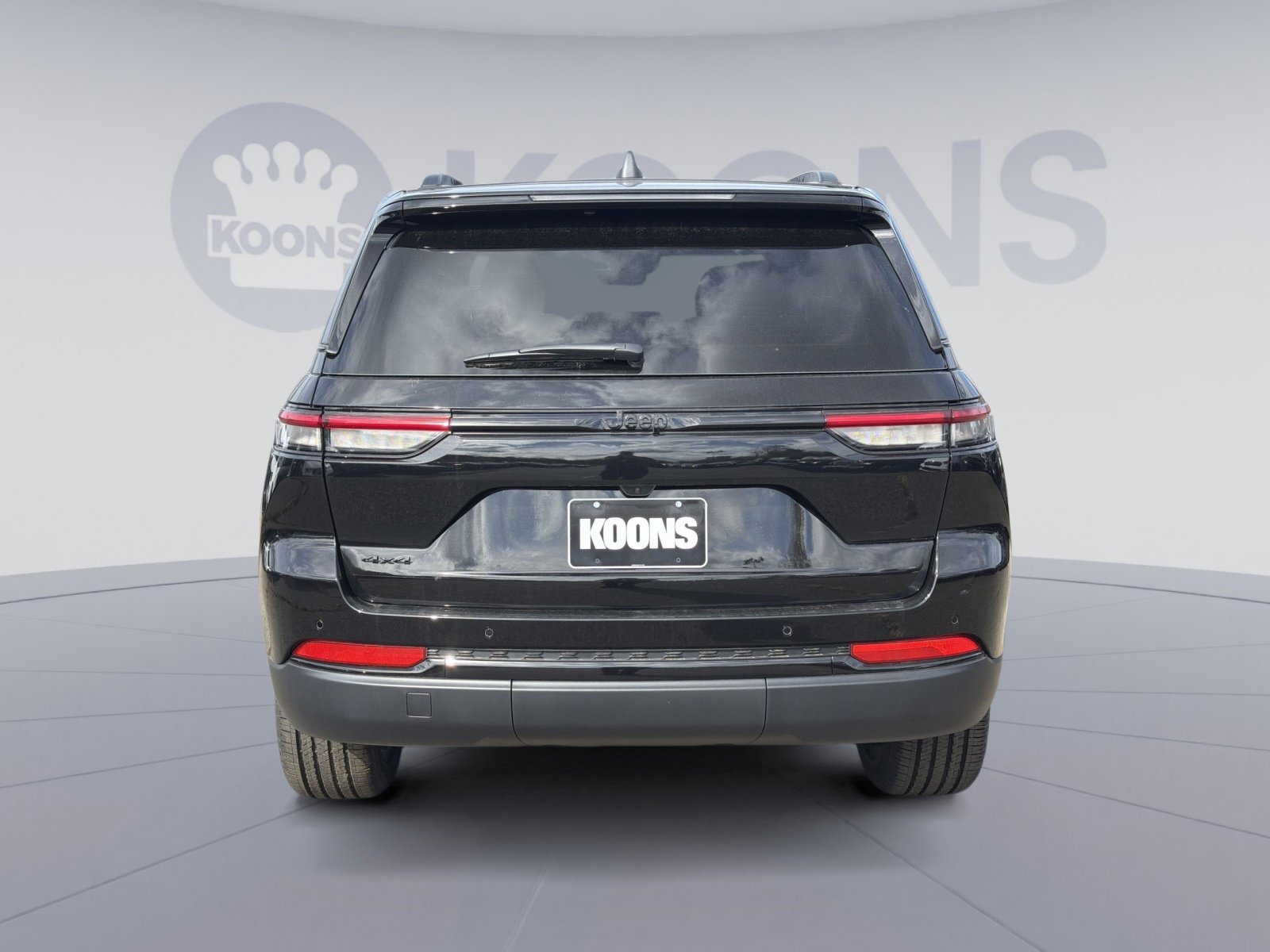 New 2025 Jeep Grand Cherokee Altitude image 5