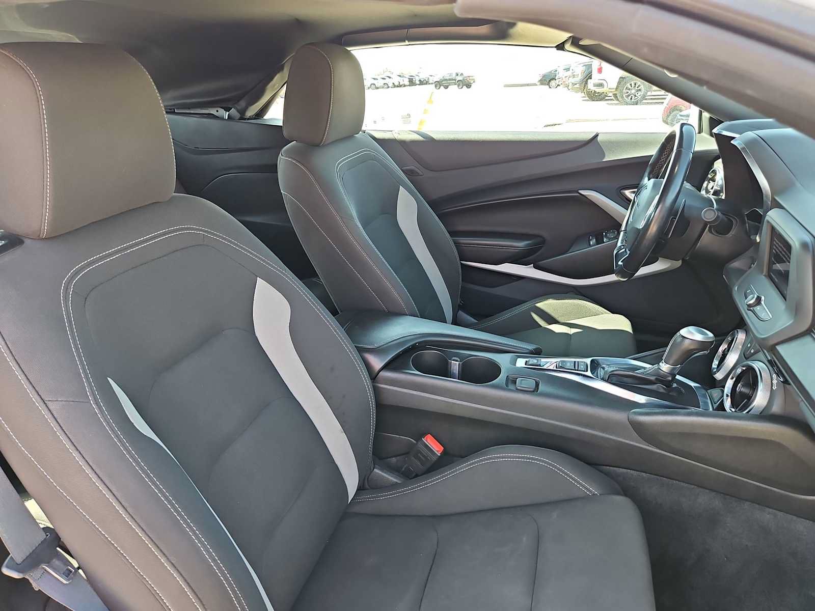 Used 2023 Chevrolet Camaro LT RWD image 18