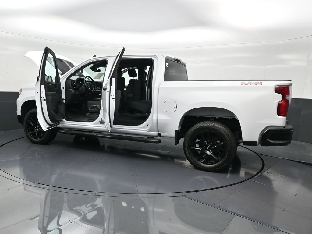 Used 2025 Chevrolet Silverado 1500 LT Trail Boss image 34