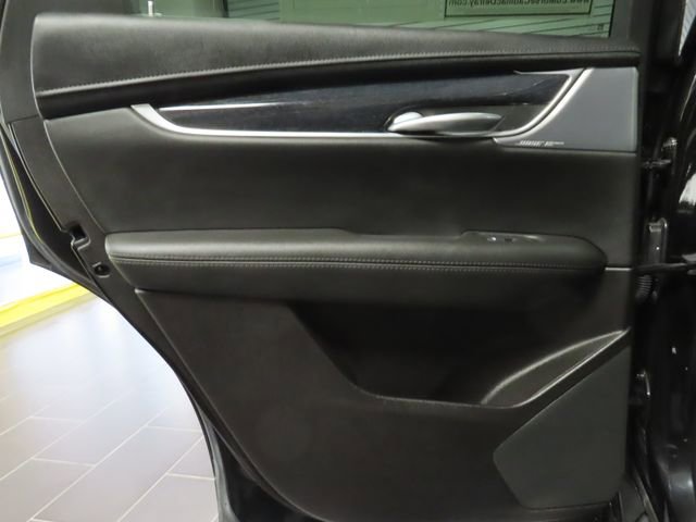 Certified 2023 Cadillac XT5 Premium Luxury image 10