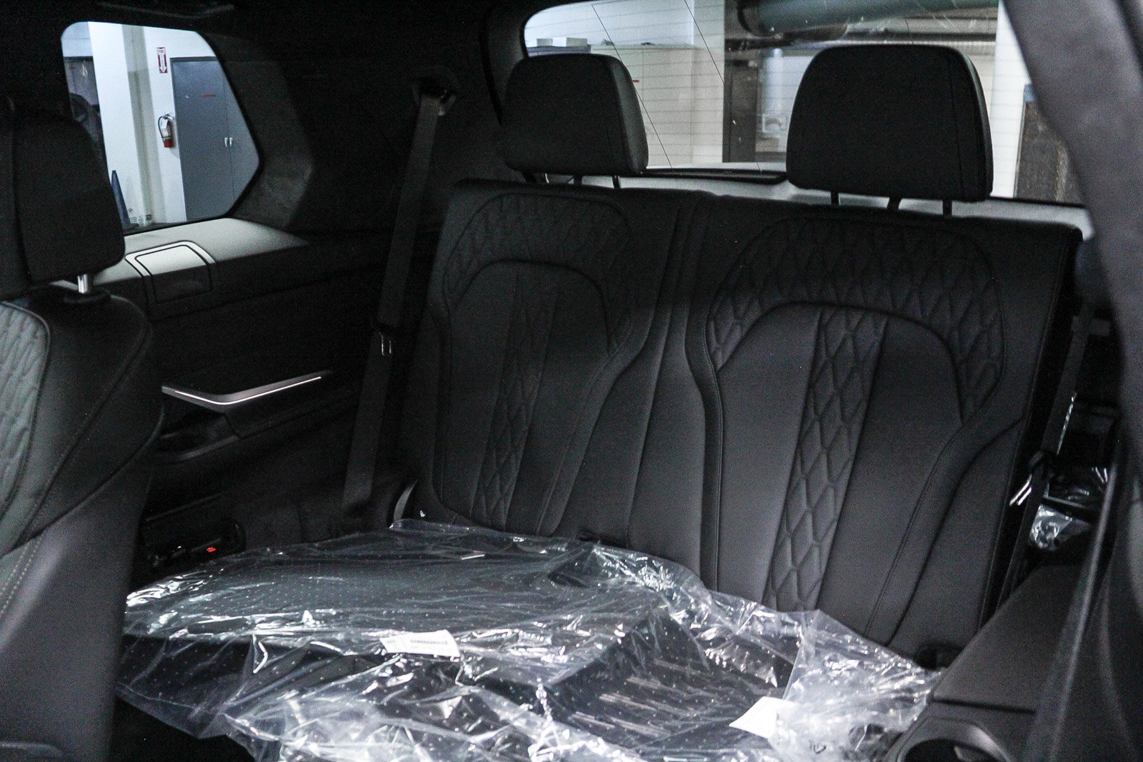 New 2026 BMW X7 M60i image 18