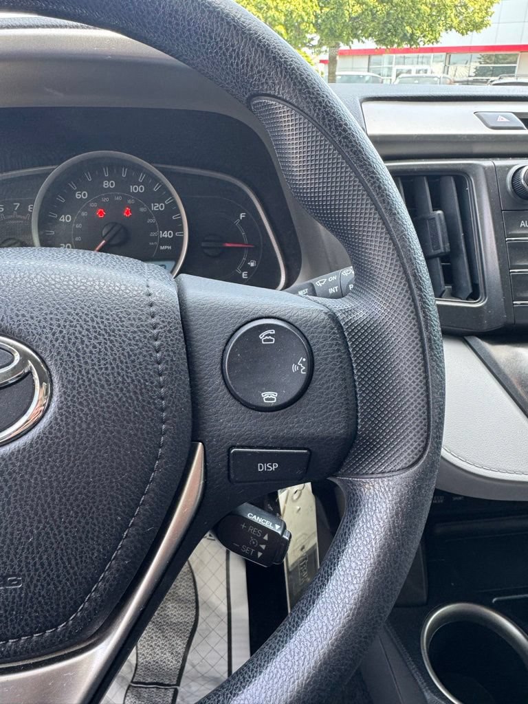 Used 2014 Toyota RAV4 LE AWD/4WD image 17