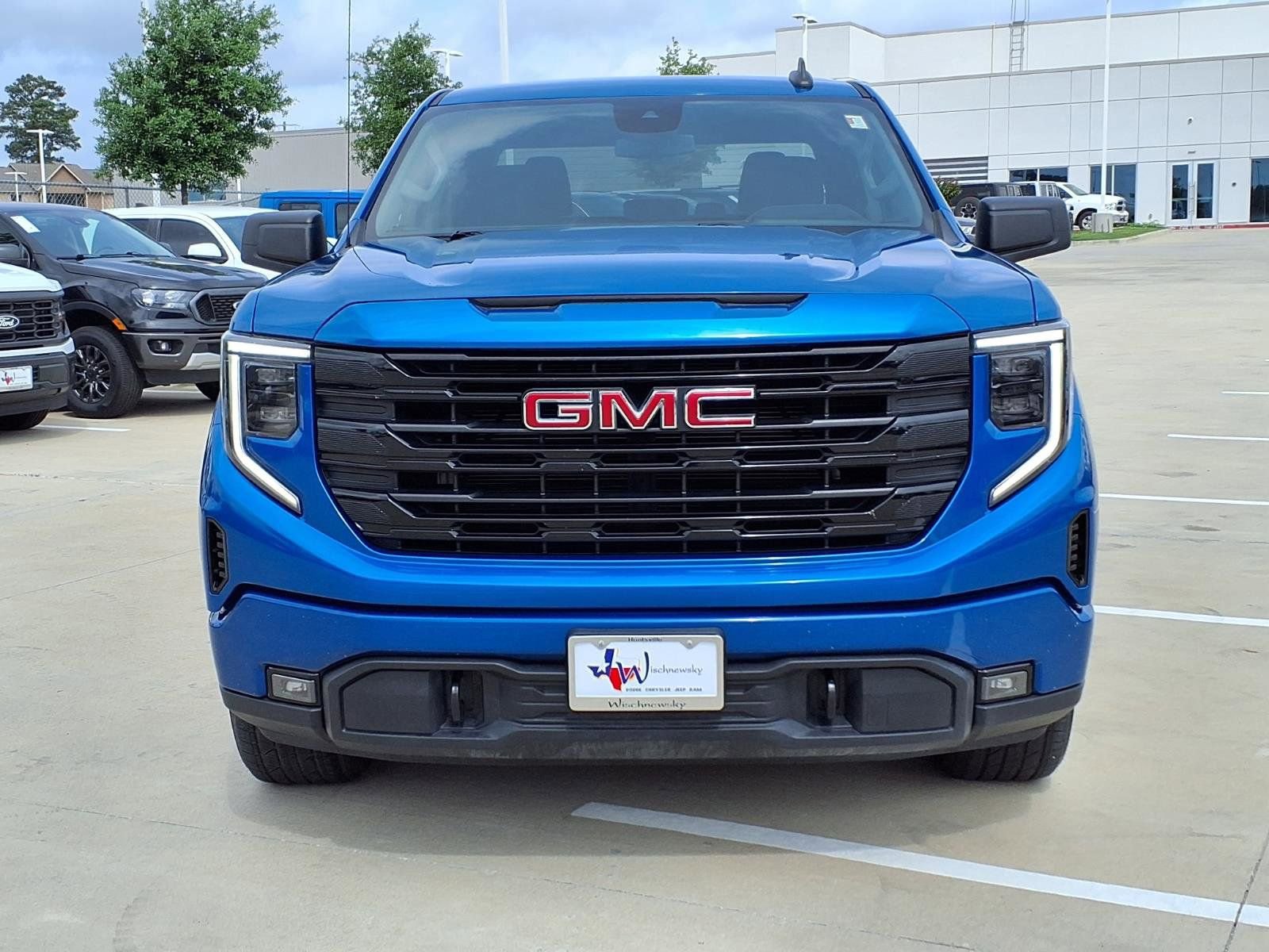 Used 2023 GMC Sierra 1500 Elevation RWD image 4