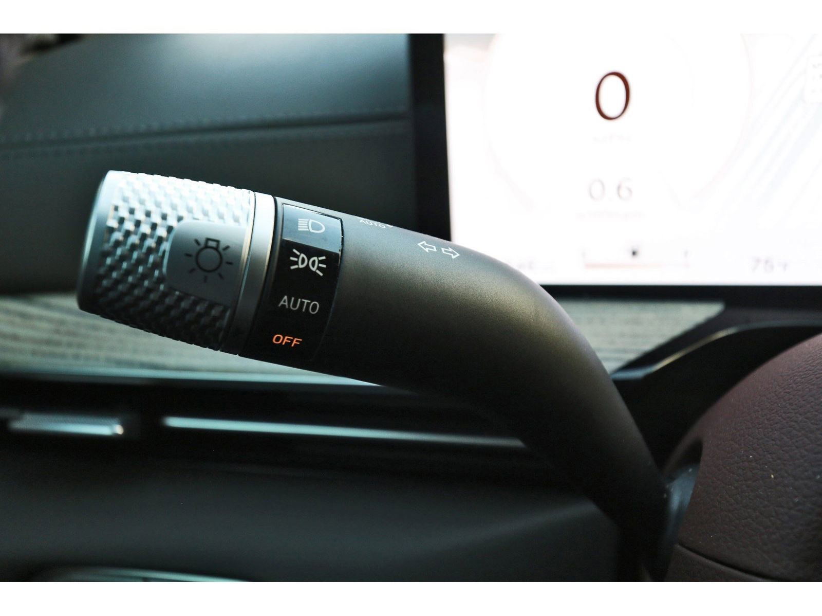 Used 2025 Genesis GV80 3.5T Prestige image 19