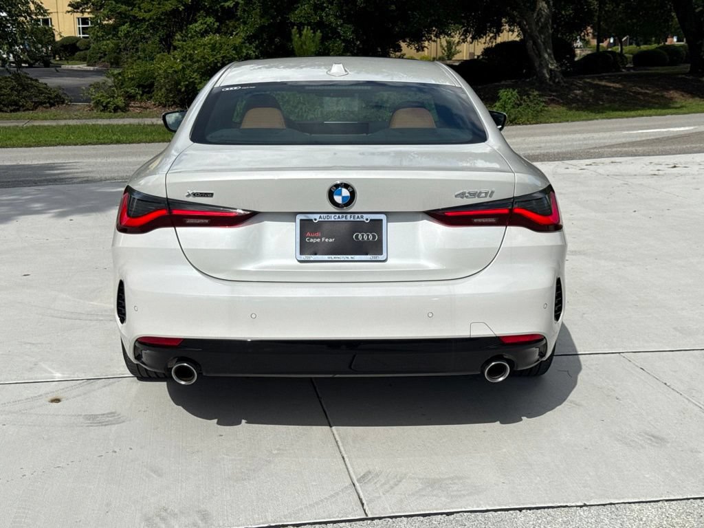 Used 2025 BMW 430i xDrive Coupe w/ Premium Package AWD/4WD image 6