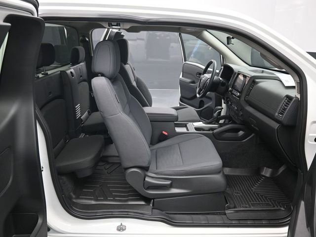 Used 2024 Nissan Frontier S w/ S Utility Package image 24