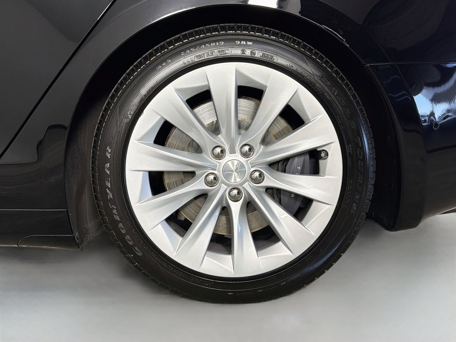 Used 2020 Tesla Model S Long Range Plus AWD/4WD image 30