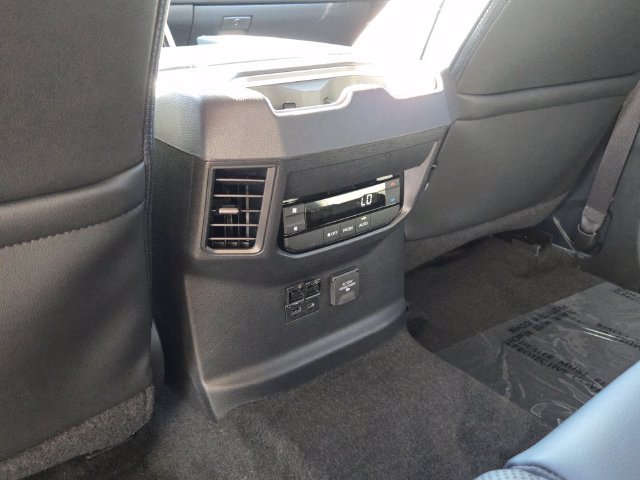 Used 2024 Toyota Sequoia SR5 w/ SR5 Premium Package AWD/4WD image 11
