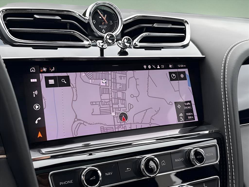 Used 2023 Bentley Bentayga AWD/4WD image 21