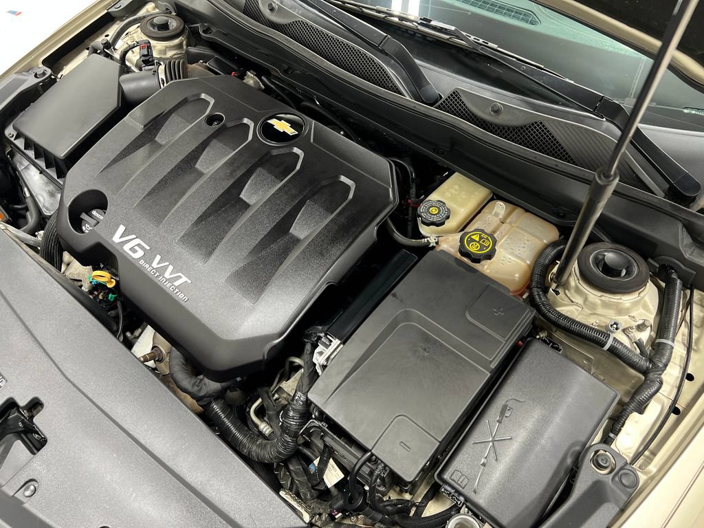 Used 2015 Chevrolet Impala LTZ FWD image 29