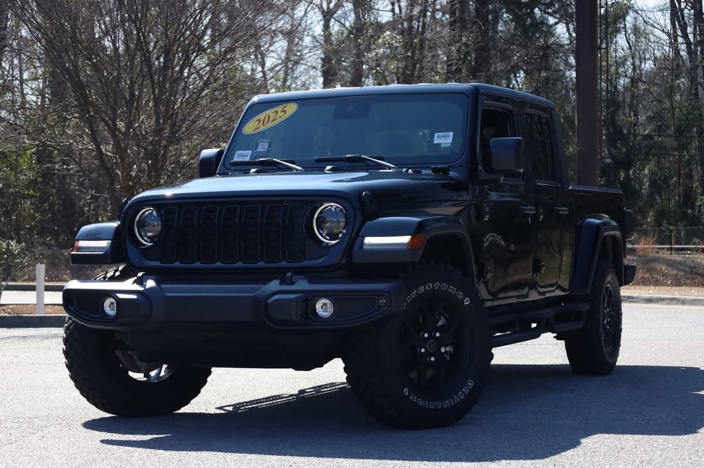Used 2025 Jeep Gladiator Willys