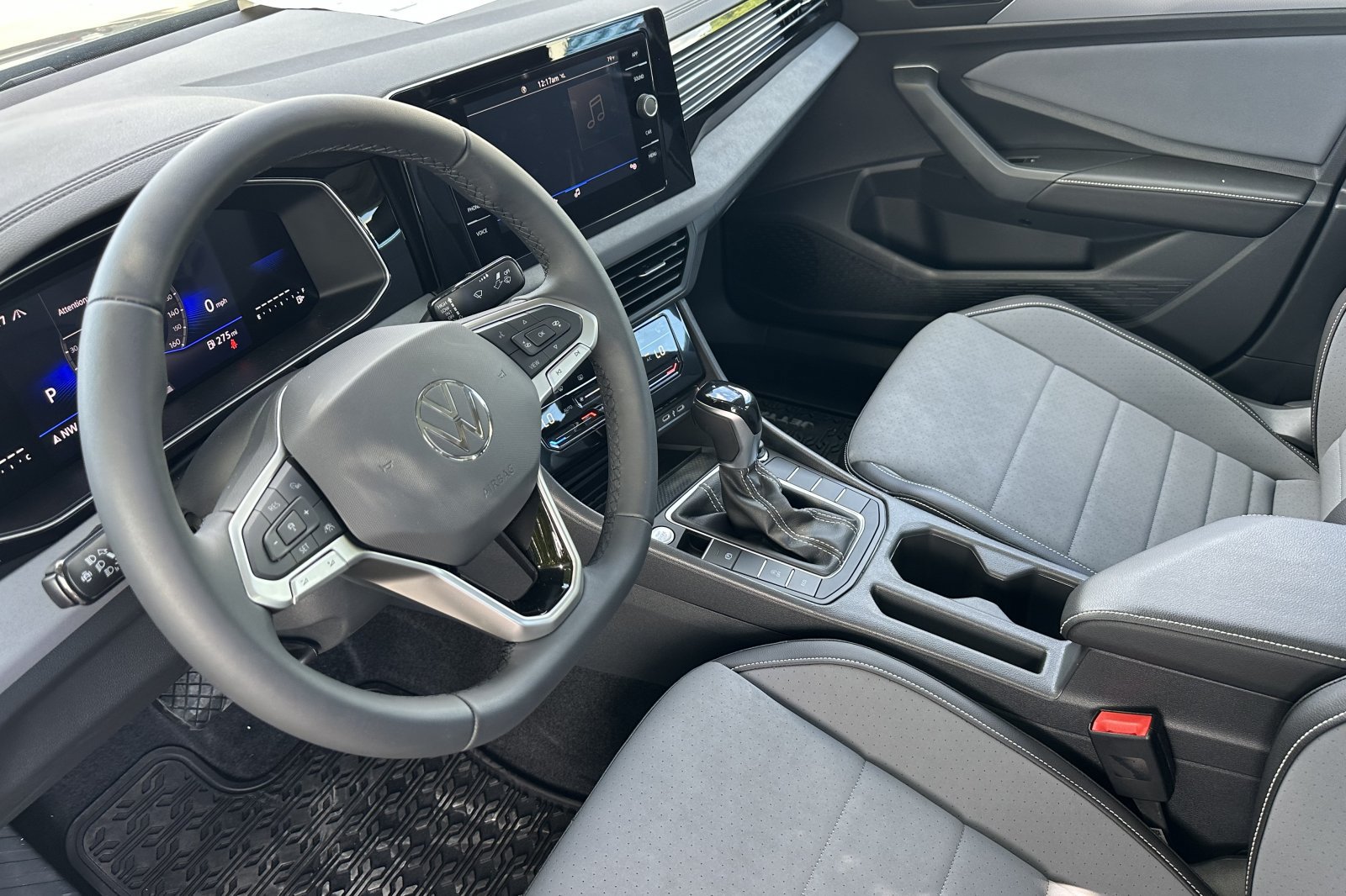 New 2026 Volkswagen Jetta SE FWD image 10
