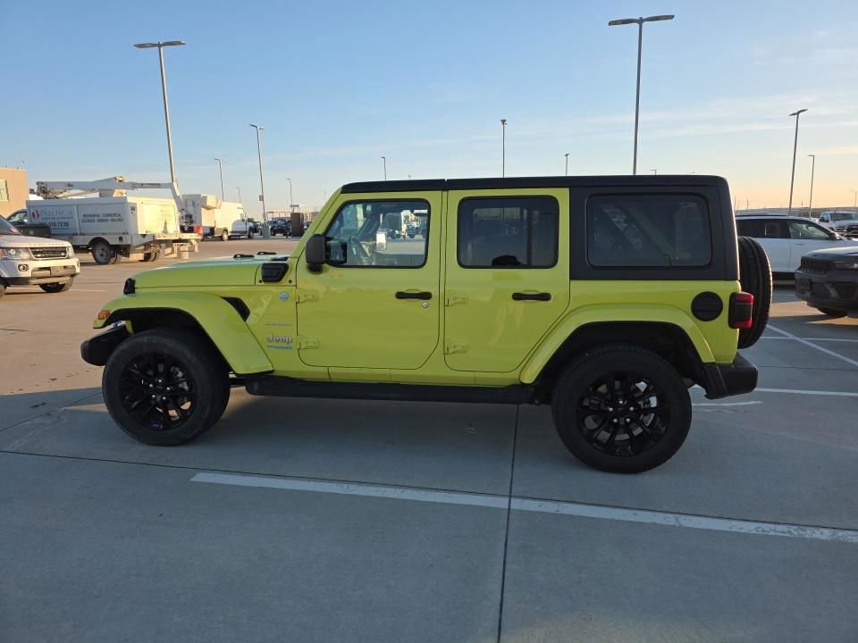 Used 2022 Jeep Wrangler Unlimited Sahara w/ Cold Weather Group image 4