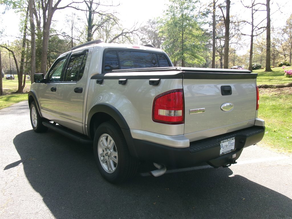 Used 2008 Ford Explorer Sport Trac XLT RWD image 7