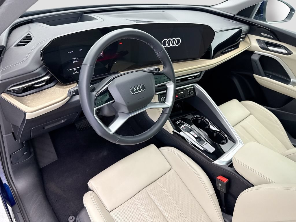 Certified 2025 Audi Q5 Premium Plus w/ Premium Plus AWD/4WD image 9