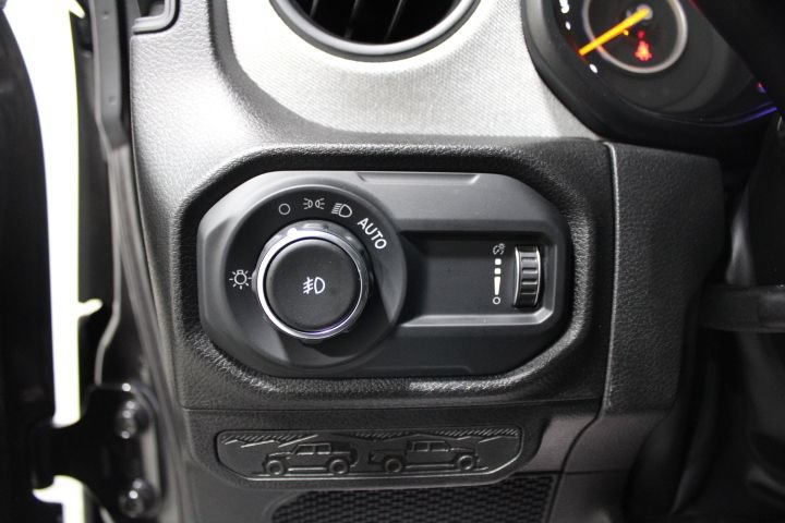 Used 2024 Jeep Wrangler Sport AWD/4WD image 38