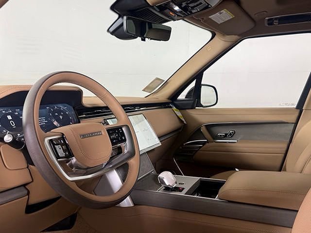 New 2026 Land Rover Range Rover SV AWD/4WD image 4