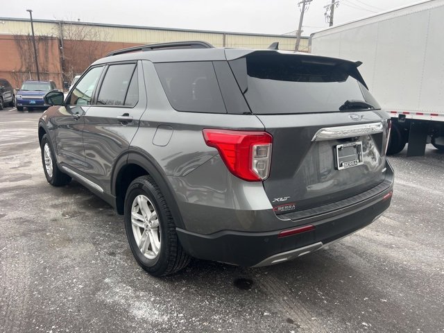 Used 2023 Ford Explorer XLT w/ Equipment Group 202A image 7